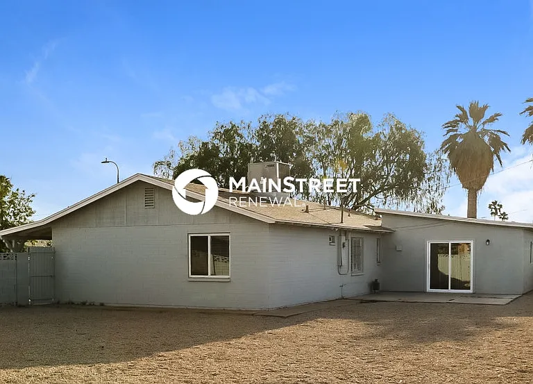 3427 W Montecito Ave — Photo 16