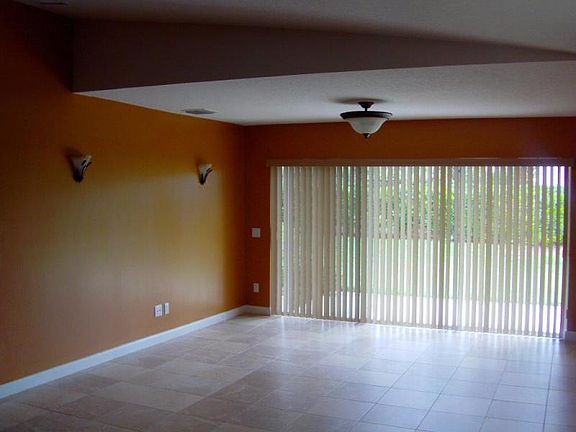 2nd image of 11828 Astilbe Dr