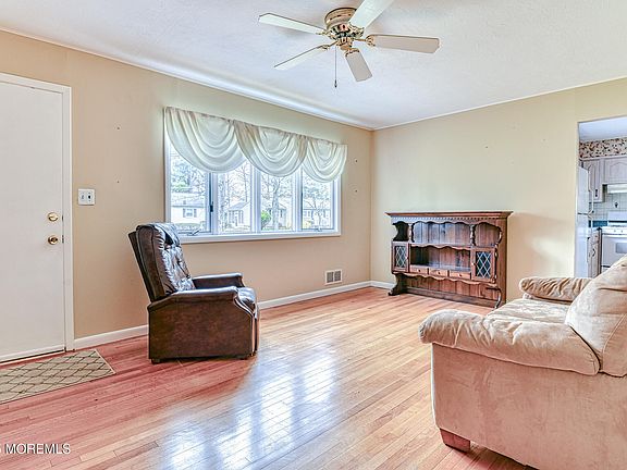 5th image of 26 N Park Avenue