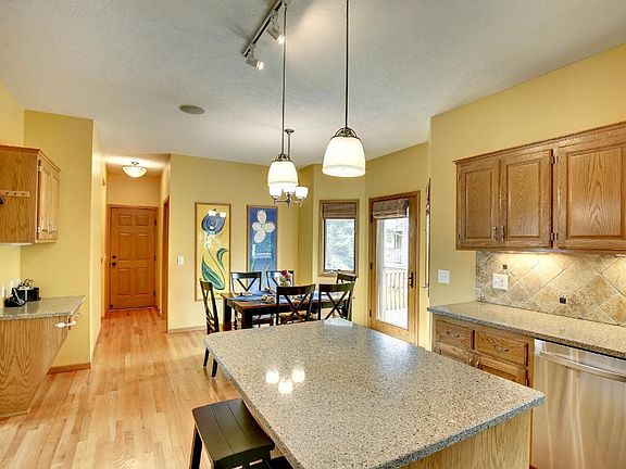5th image of 1534 Skyline Ct