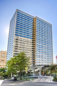 3550 N Lake Shore Dr APT 1725, Chicago, IL, 60657