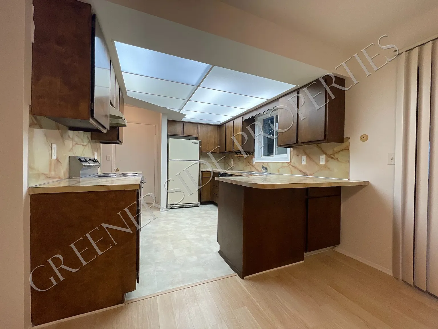 2 bed, 1200 sqft, $1,400 — Photo 4