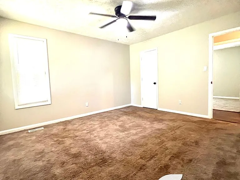 5233 Mawood St — Photo 15