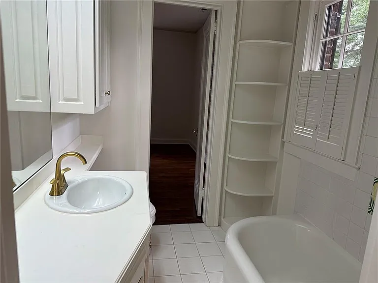 935 Stovall Blvd NE — Photo 32