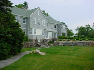 33 Links Rd, Gloucester, MA 01930