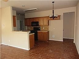 5th image of 1327 Piedmont Dr
