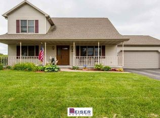 735 Clemans Ct, Omro, WI 54963