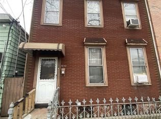 5142 35th St, Long Island City, NY 11101