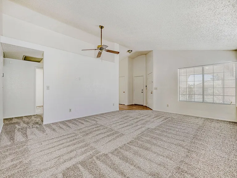 6472 Burlwood Way — Photo 6
