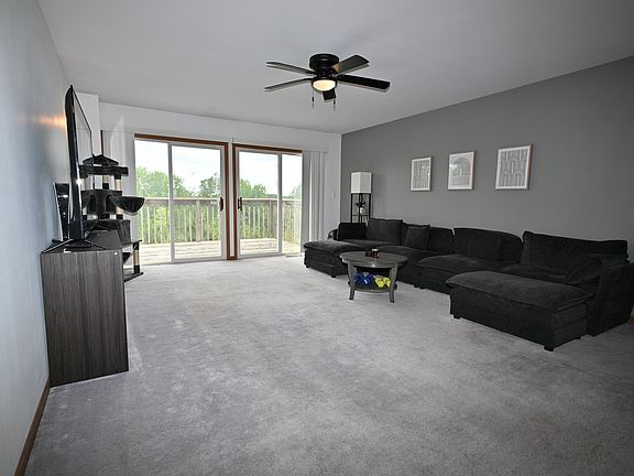 5th image of 3814 W Richwoods Blvd #7