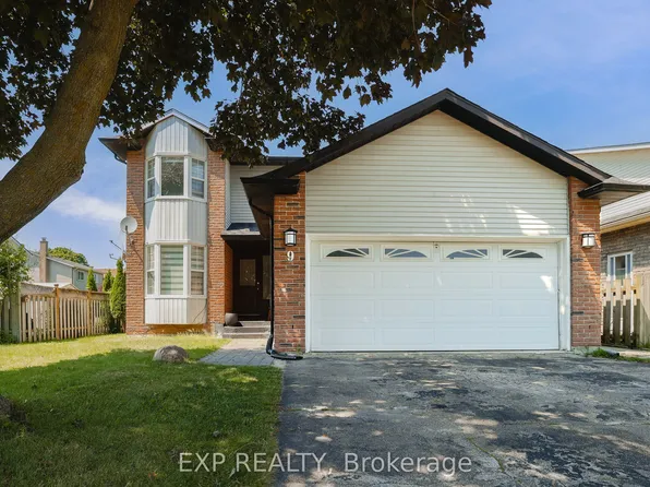 9 Holm St, Cambridge, ON N3C 3N3