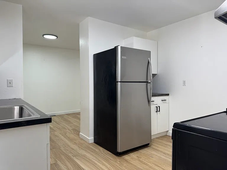 1003 Benham St #105 — Photo 5