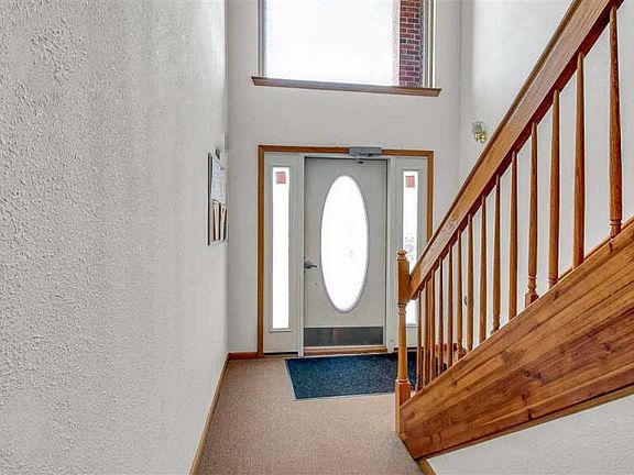 4th image of 45752 Prairiegrass Ct
