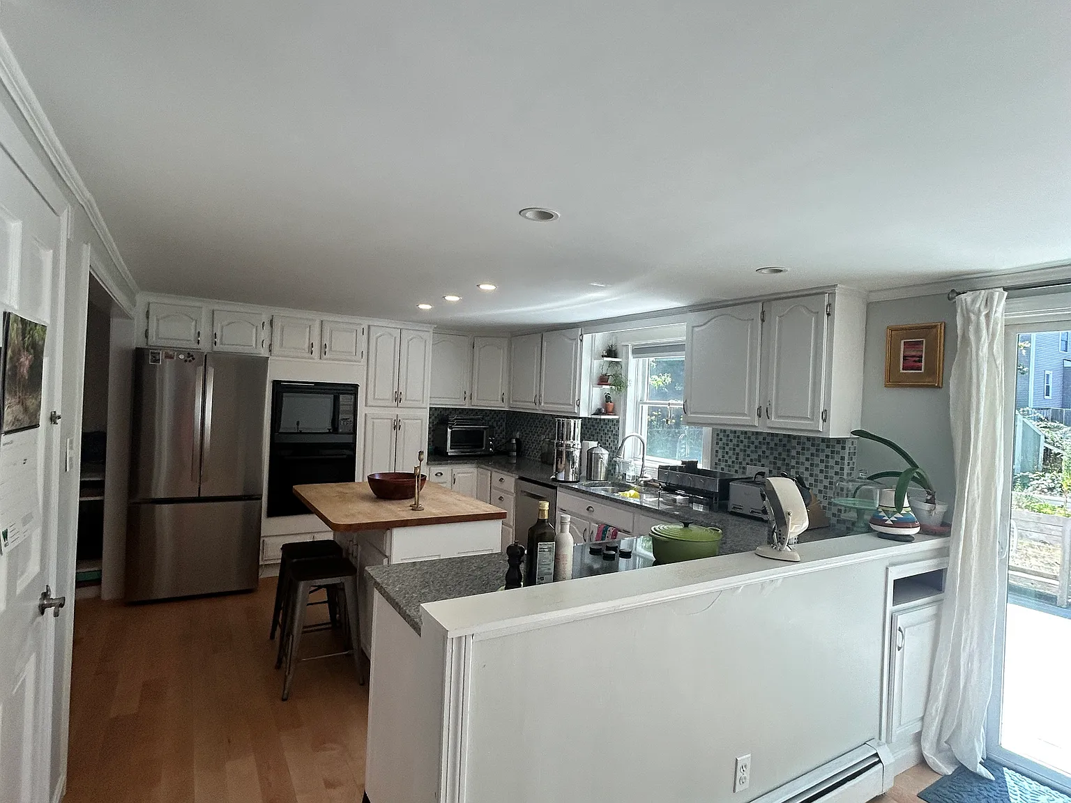 2 bed, 1123 sqft, $5,000 — Photo 3