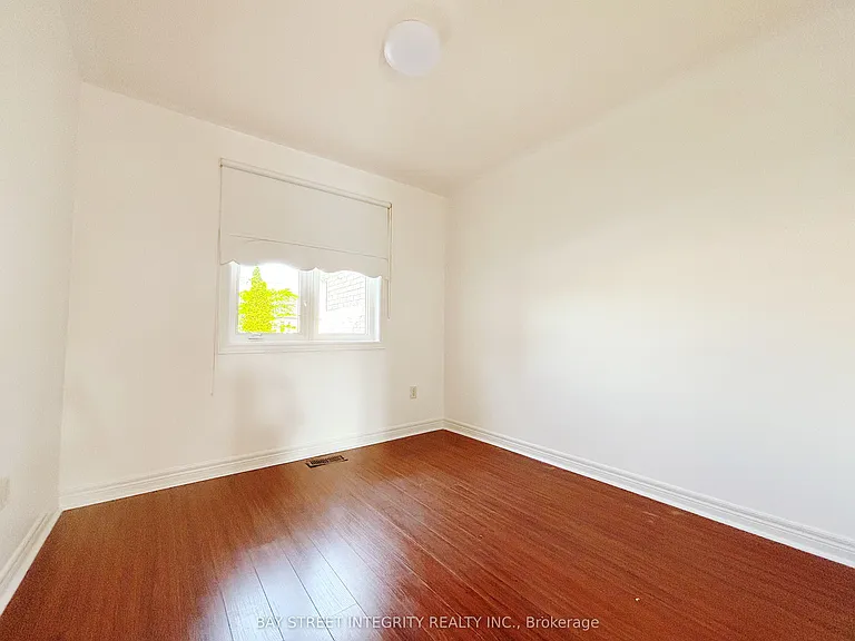 68 Forestwood St — Photo 9