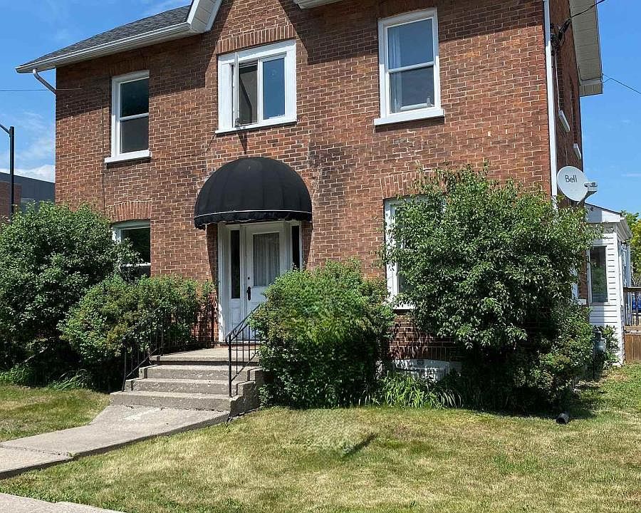 1st image of 75 Robert St