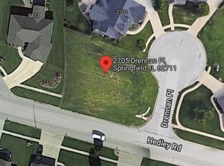 2705 Drennan Pl, Springfield, IL 62711