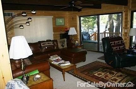 Living Room : Living room - All furniture included