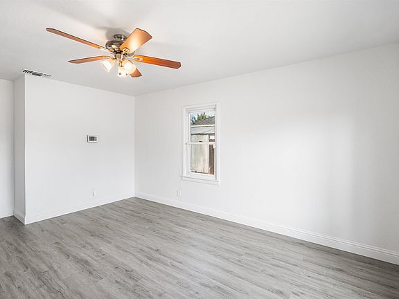 5th image of 2623 Ensenada Way