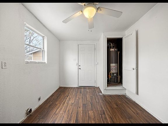 3rd image of 1330 York Ave