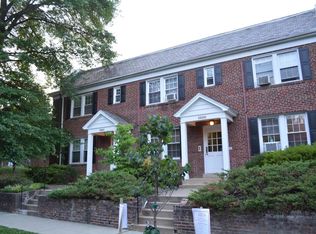 3929 W St NW, Washington, DC 20007