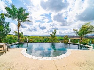 612 Roca Pl, Vista, CA 92084