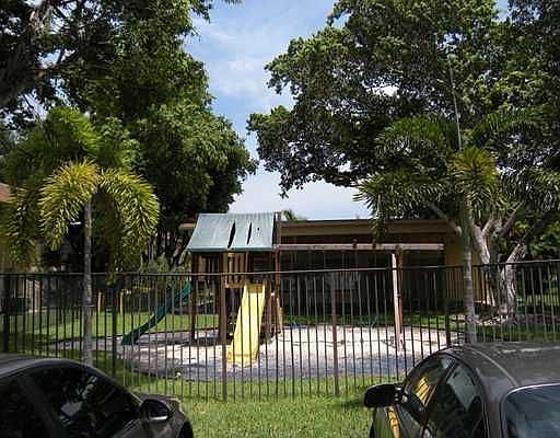 5th image of 2800 NW 39th Way APT 104