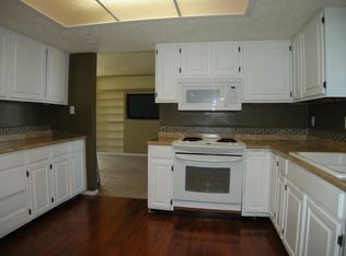 7400 Robin Dr, Gillette, WY 82718