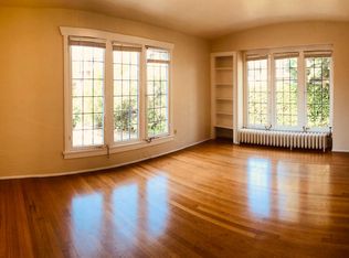 633 12th Ave E APT 12, Seattle, WA 98102