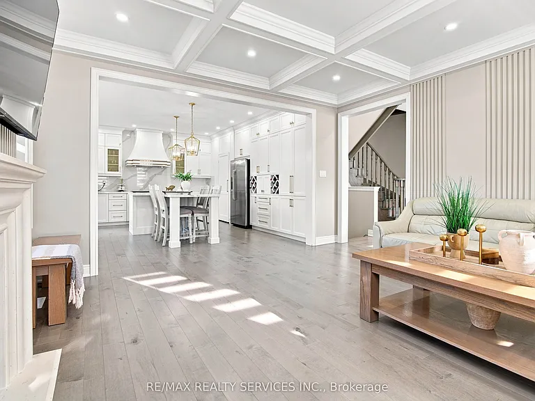 194 Coldwell Bay Cir — Photo 19