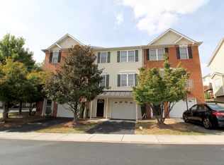 1430 Mountain Spring Ln, Harrisonburg, VA 22801