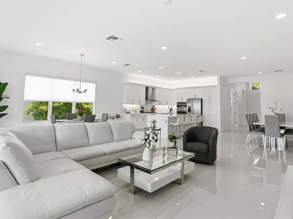 11949 Gardenia AVE, NAPLES, FL 34120