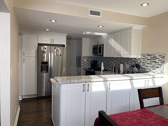 2nd image of 1934 Rory Ln Unit 3