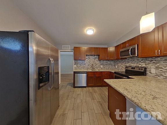 4th image of 3219 40th St N