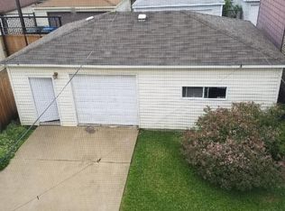 2512 W Augusta Blvd, Chicago, IL 60622
