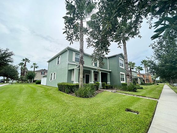 2nd image of 15357 Avenue Of The Arbors
