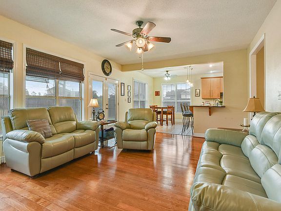 5th image of 11943 Summerhaven Cir