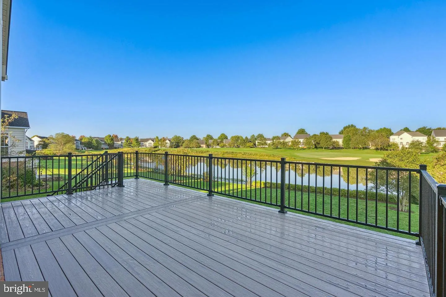 4 bed, 4.5 bath, 3621 sqft, $4,700 — Photo 3
