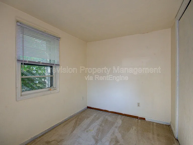 1704 Belleview Ave — Photo 13
