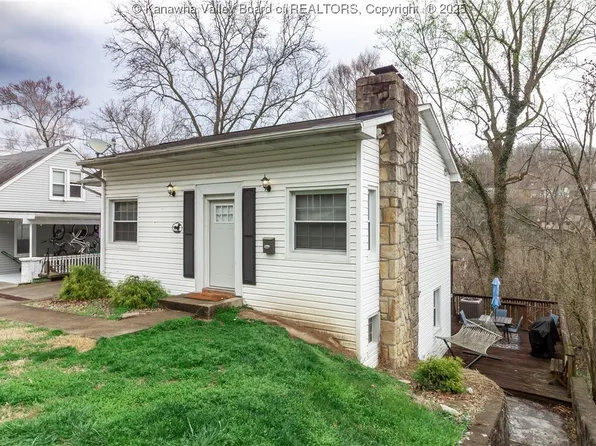 465 Forest Cir, South Charleston, WV 25303