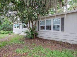 103 Hibiscus Dr, Leesburg, FL 34788