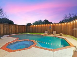 609 Arbor Creek Dr, Desoto, TX 75115