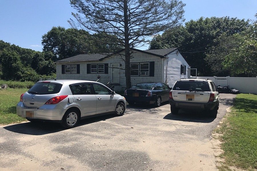 40 Hawkins Rd, Centereach, NY 11720 Zillow