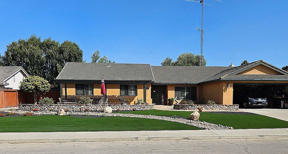 1st image of 4628 Camlin Ct