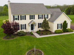 305 Moyer Rd, Perkasie, PA 18944