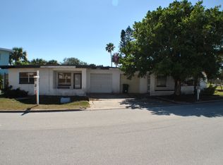 136 E Alachua Ln, Cocoa Beach, FL 32931