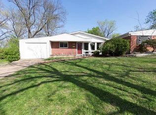1150 Swarthmore Ln, Saint Louis, MO 63130