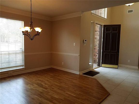 5th image of 4400 Barnsley Dr