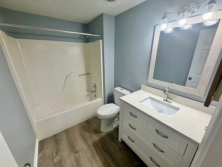 533 El Paseo Pl — Photo 5