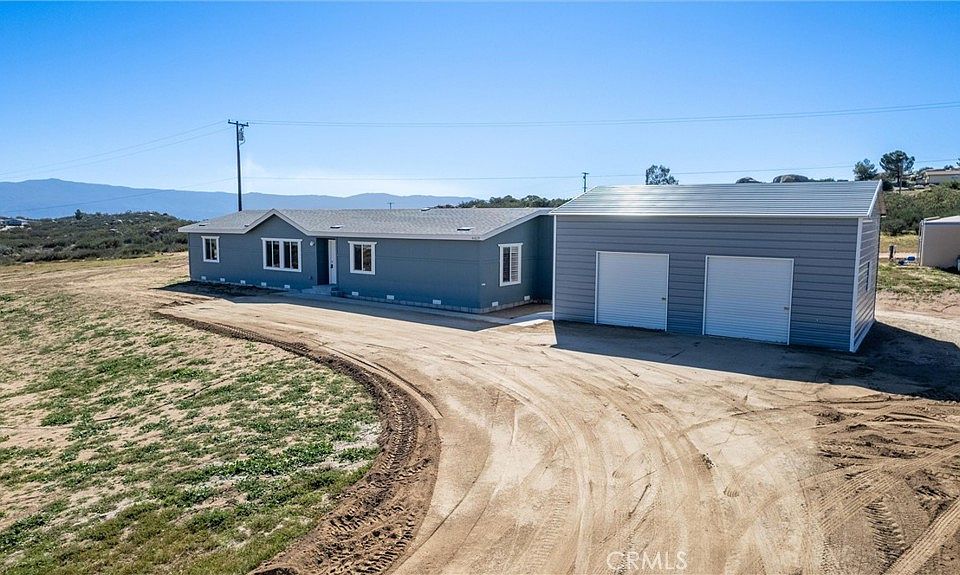 1st image of 41829 Saddleback Dr